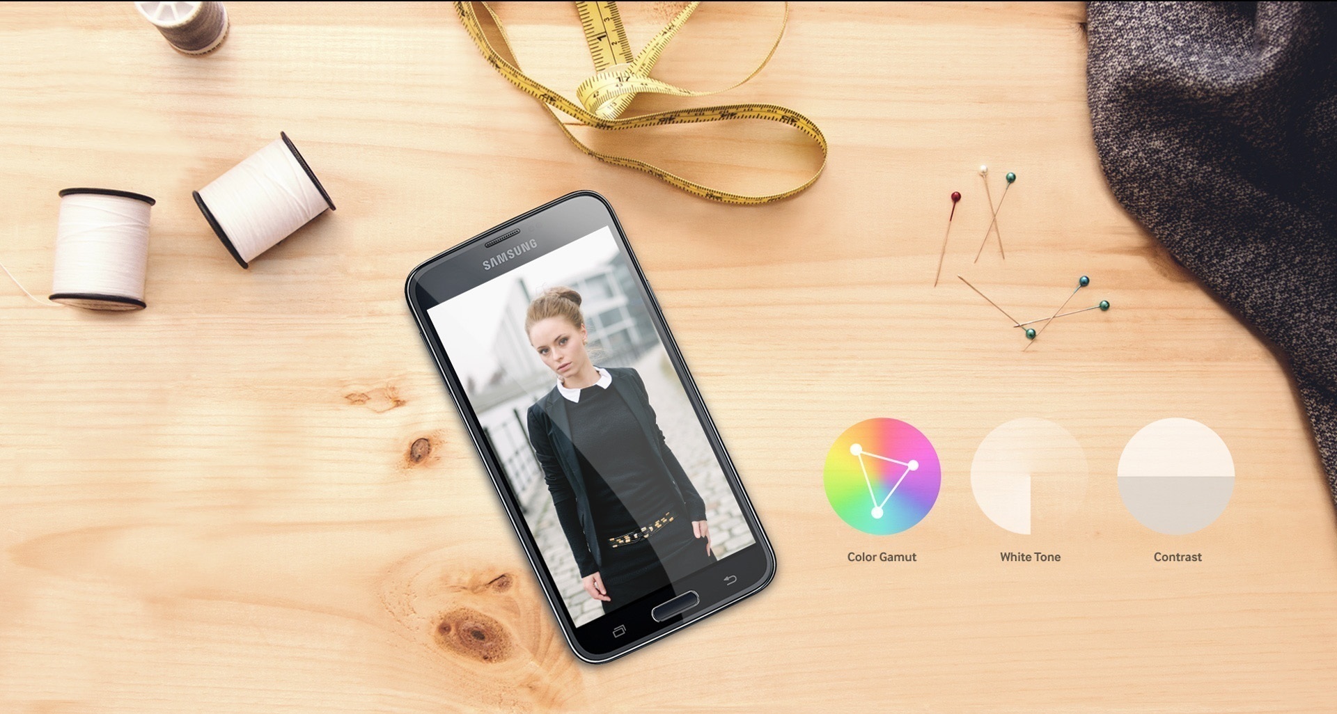 Màn hình điện thoại Samsung Galaxy S5 SM-G900H cực rõ 5.1", màn hình Full HD, tự điều chỉnh độ sáng theo không gian, sao cho đạt độ rõ tốt nhất. Do đó, hình ảnh và video luôn có màu sắc sống động và chân thật nhất